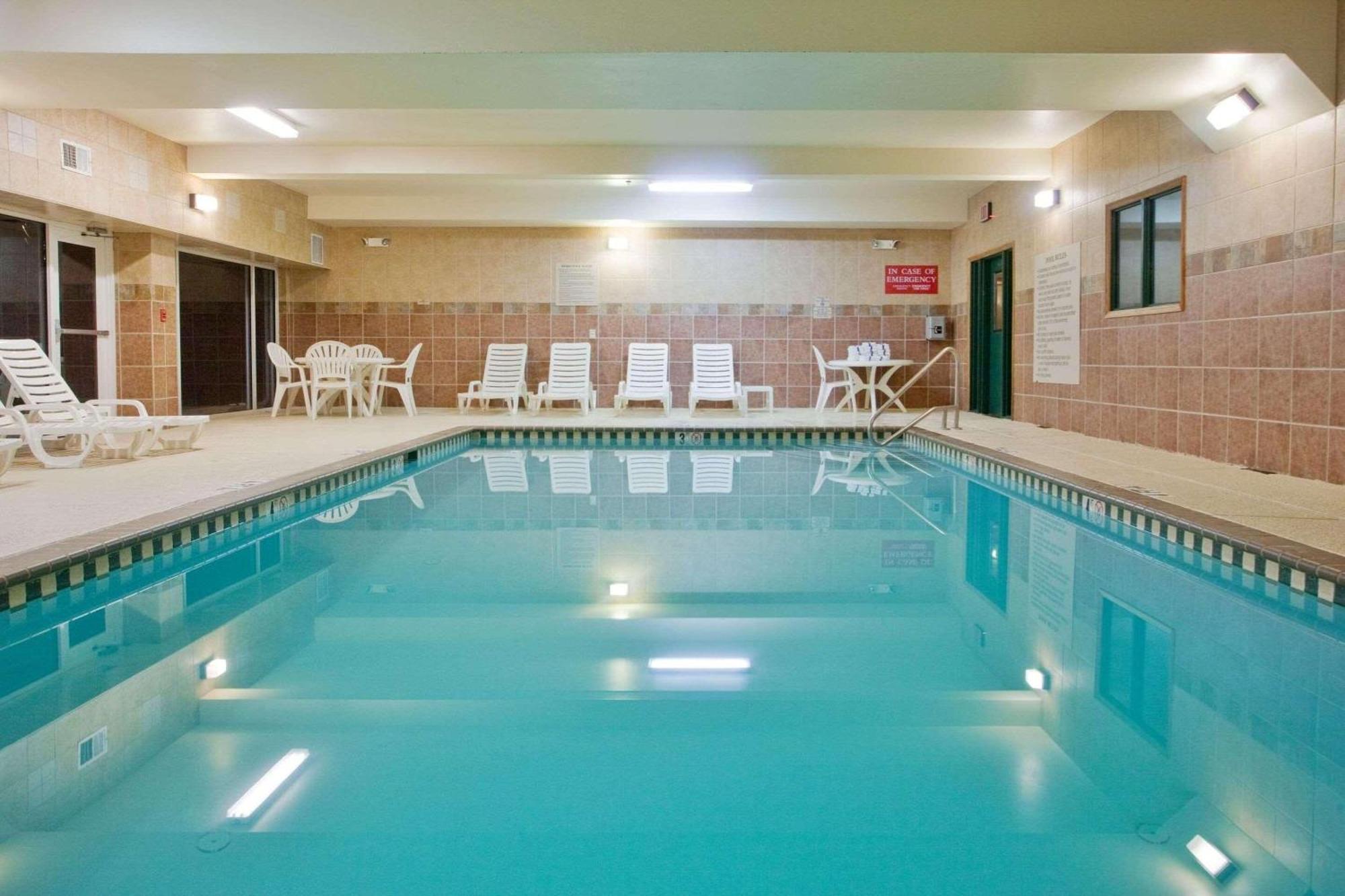Country Inn & Suites By Radisson, Newnan, Ga Екстериор снимка